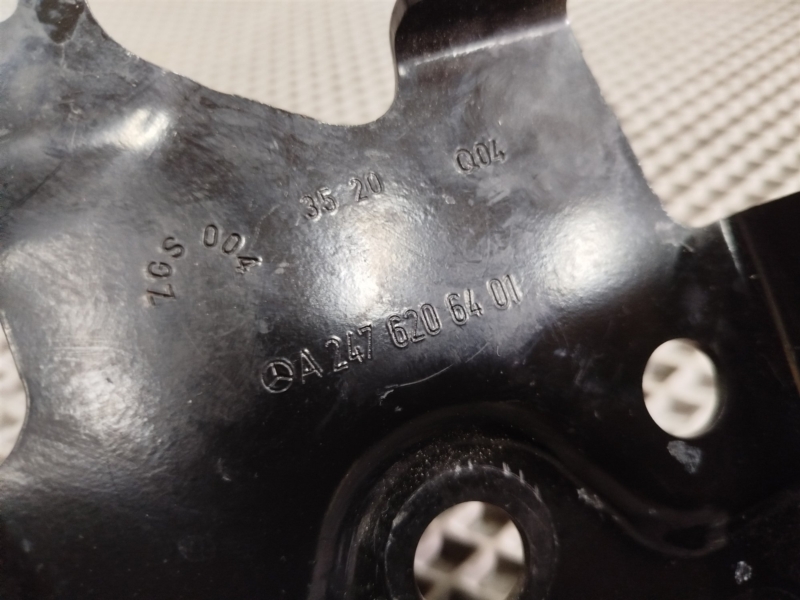 кронштейн решетки радиатора, 3640 рублей, Санкт-Петербург