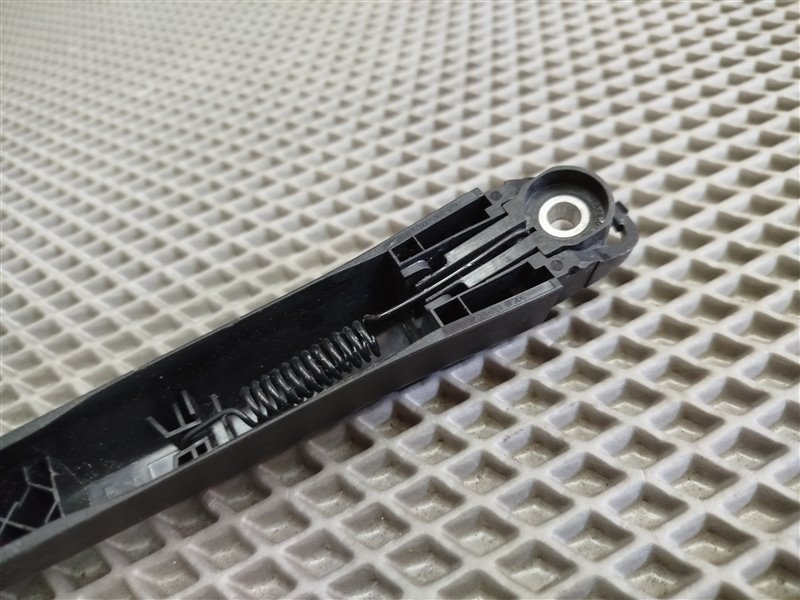 поводок стеклоочистителя, 1830 рублей, Санкт-Петербург