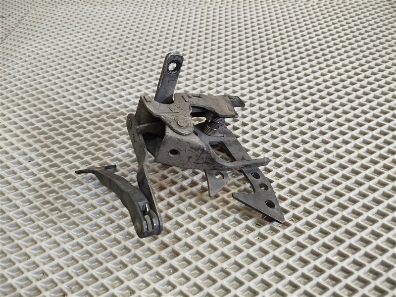 крюк капота, 2300 рублей, Санкт-Петербург