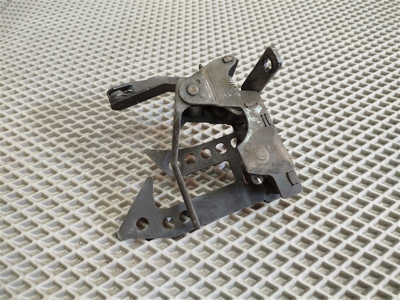 крюк капота, 2300 рублей, Санкт-Петербург