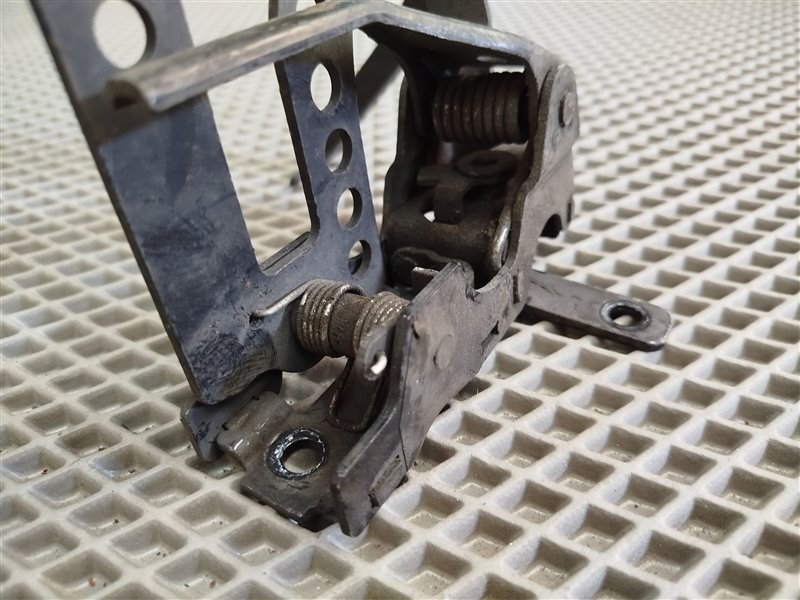 крюк капота, 2300 рублей, Санкт-Петербург