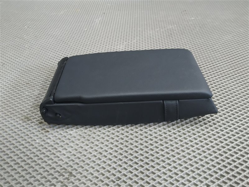 подлокотник, 2770 рублей, Санкт-Петербург