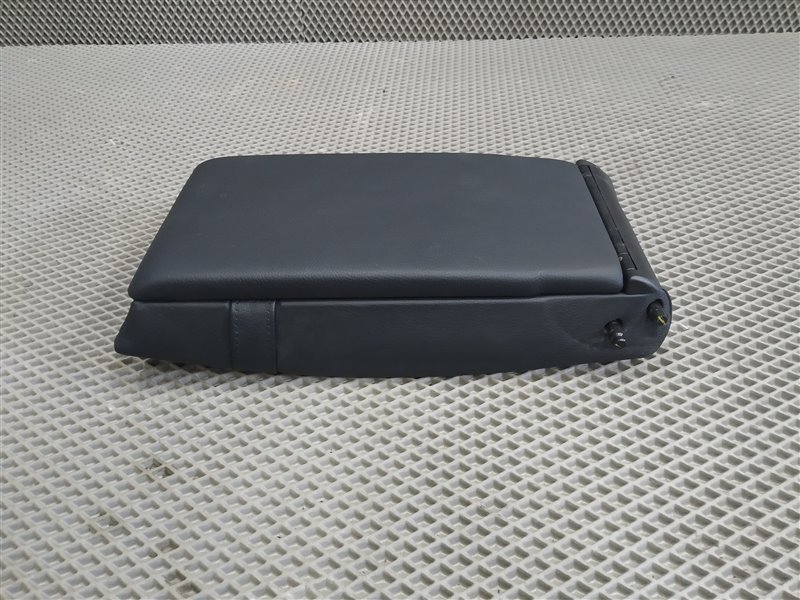 подлокотник, 2770 рублей, Санкт-Петербург