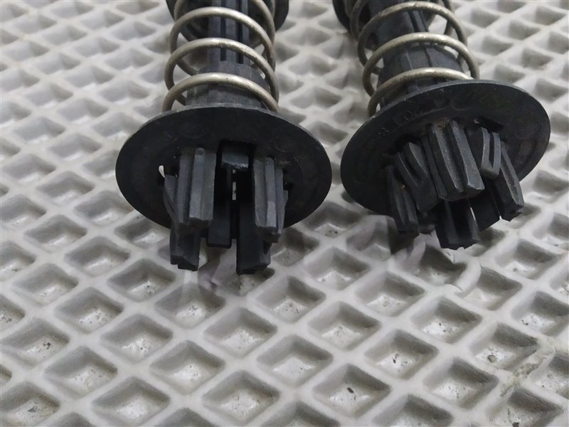 пружина капота, 1840 рублей, Санкт-Петербург