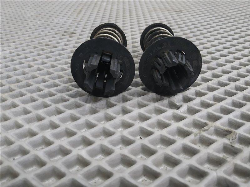 пружина капота, 1840 рублей, Санкт-Петербург