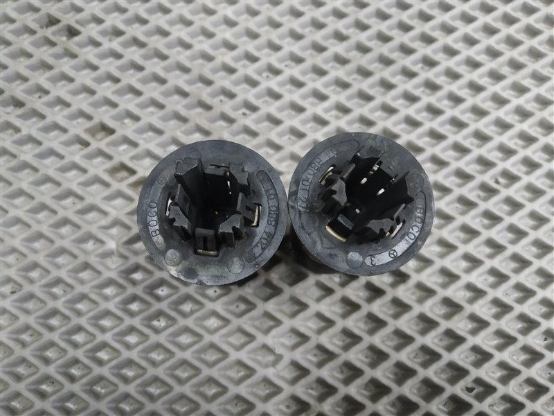 пружина капота, 1840 рублей, Санкт-Петербург