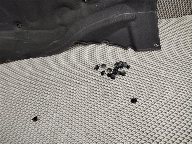 шумоизоляция капота, 3670 рублей, Санкт-Петербург