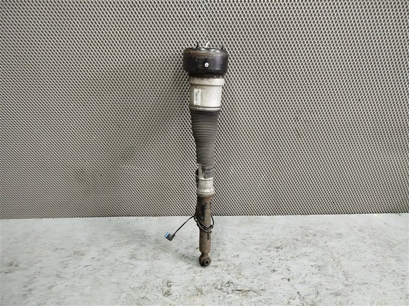 пневмостойка, 7745 рублей, Санкт-Петербург