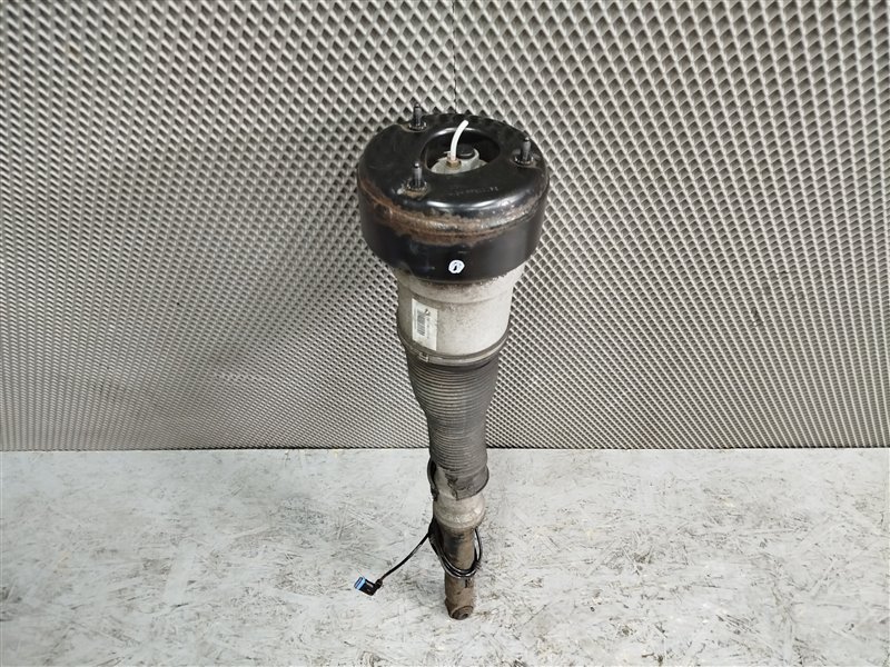 пневмостойка, 7745 рублей, Санкт-Петербург