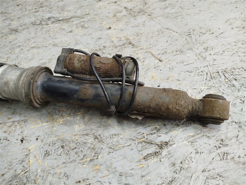 пневмостойка, 7745 рублей, Санкт-Петербург