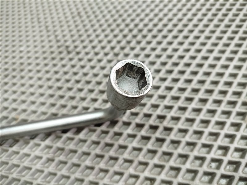 ключ балонный, 935 рублей, Санкт-Петербург