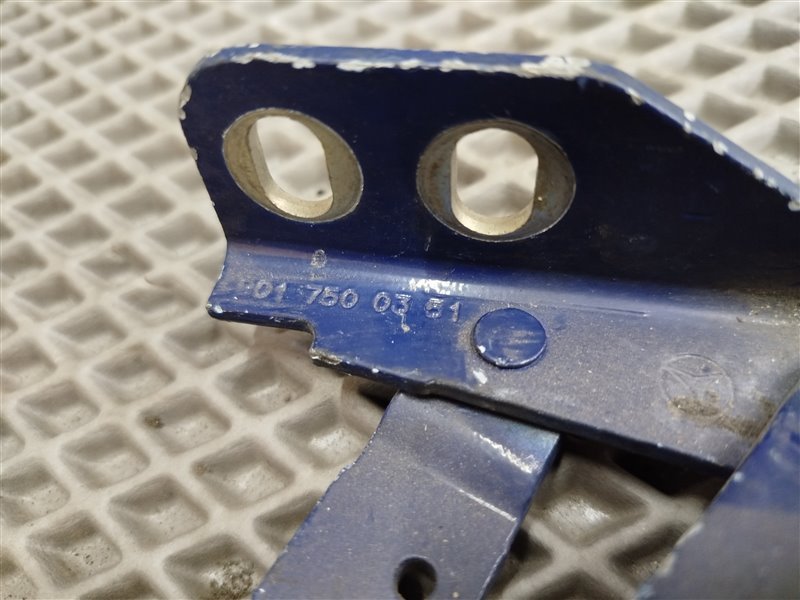 петли капота, 2500 рублей, Санкт-Петербург