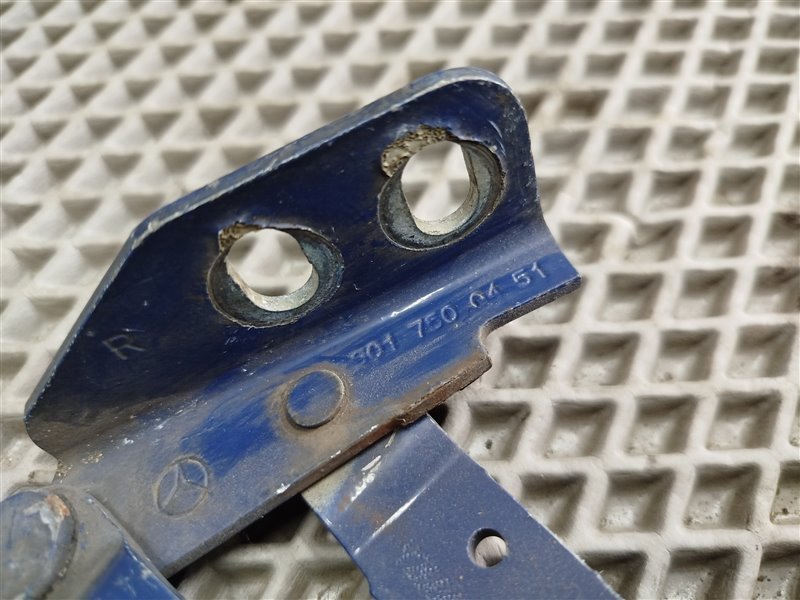 петли капота, 2500 рублей, Санкт-Петербург