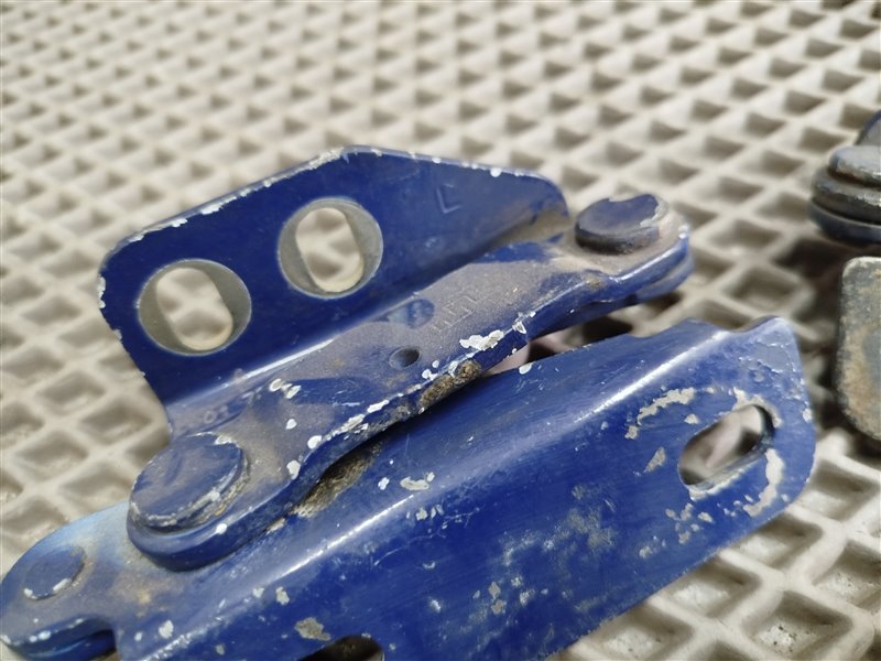 петли капота, 2500 рублей, Санкт-Петербург