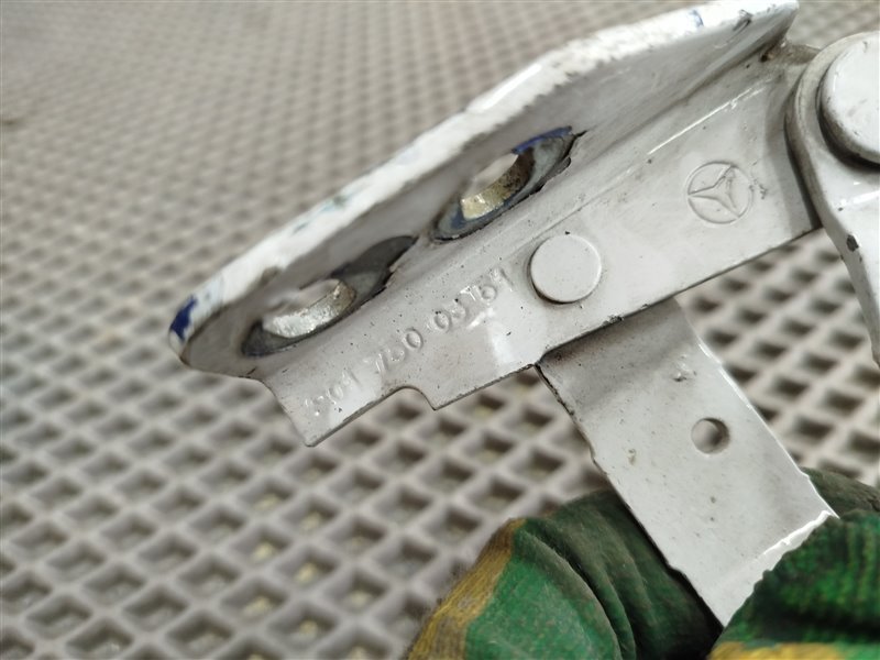 петли капота, 2500 рублей, Санкт-Петербург