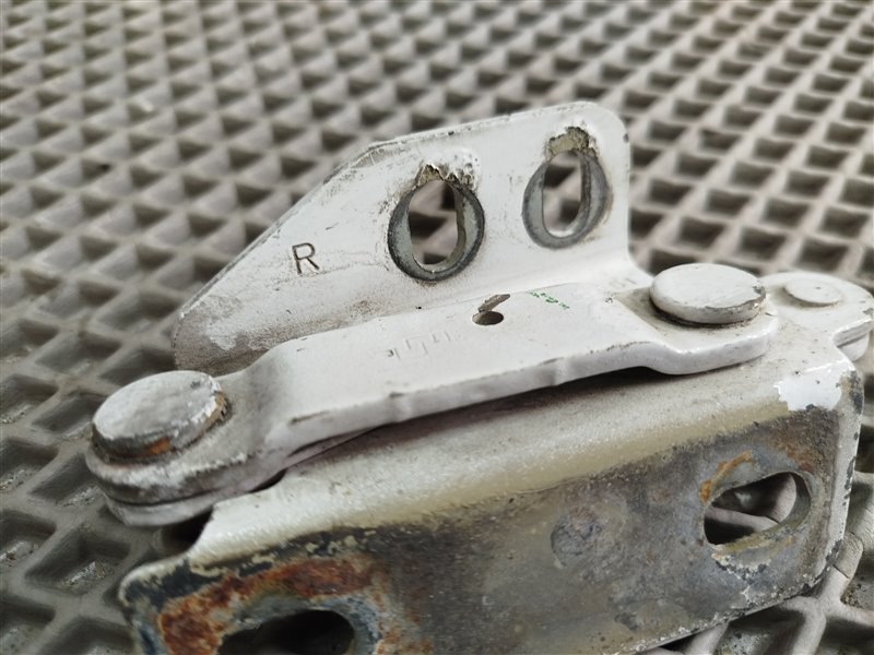 петли капота, 2500 рублей, Санкт-Петербург