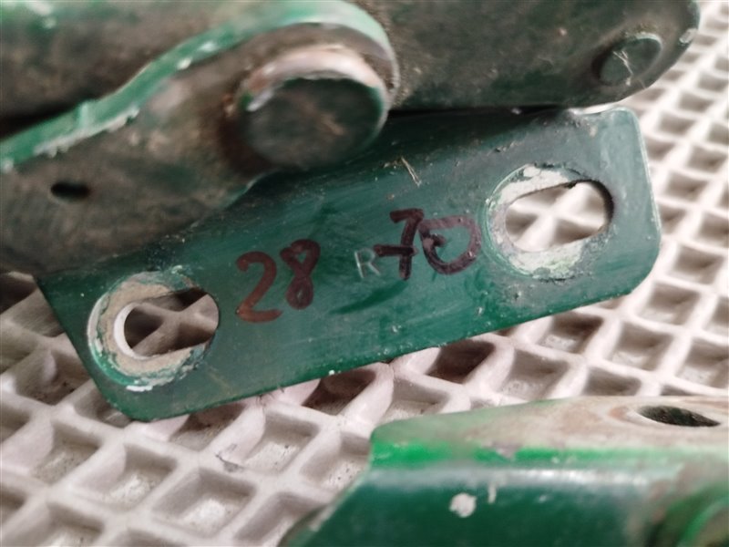 петли капота, 2500 рублей, Санкт-Петербург