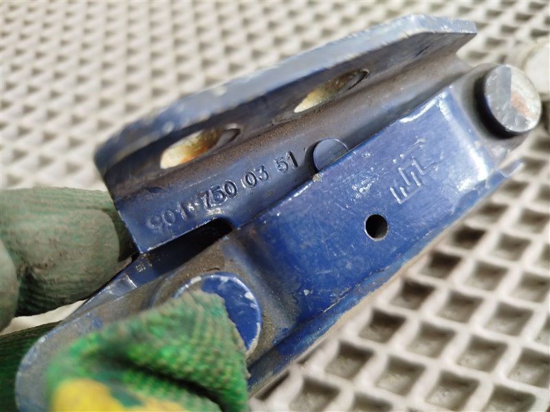 петли капота, 2400 рублей, Санкт-Петербург