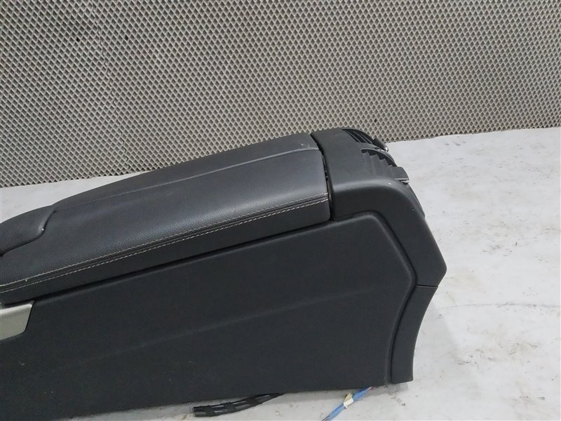 подлокотник, 6200 рублей, Санкт-Петербург