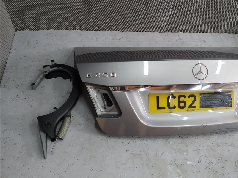 крышка багажника, 9160 рублей, Санкт-Петербург