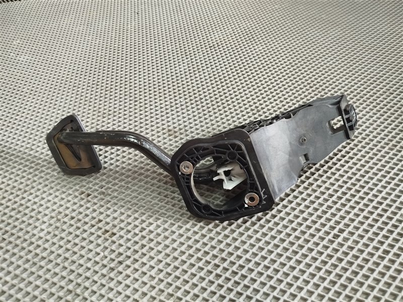 педаль тормоза, 4025 рублей, Санкт-Петербург