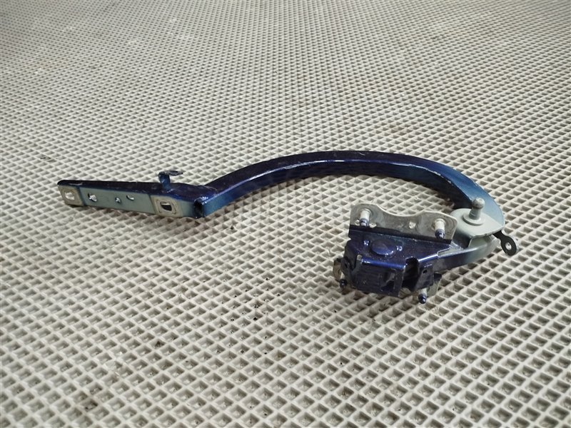 петля багажника, 1840 рублей, Санкт-Петербург