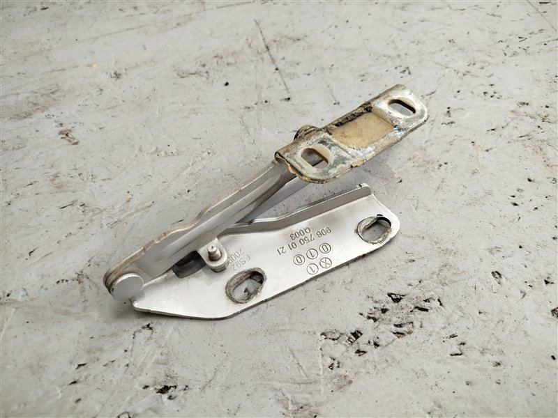 петля капота, 1425 рублей, Санкт-Петербург