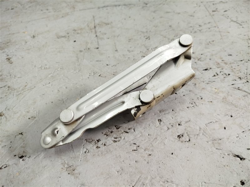 петля капота, 1425 рублей, Санкт-Петербург