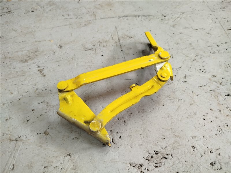 петля капота, 1235 рублей, Санкт-Петербург