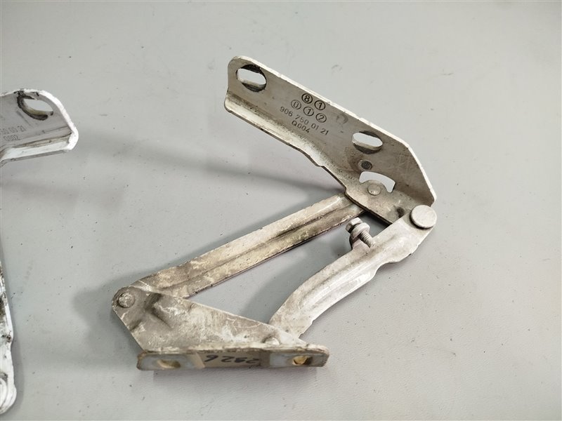 петли капота, 2565 рублей, Санкт-Петербург