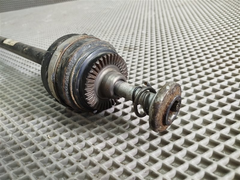 полуось, 7295 рублей, Санкт-Петербург