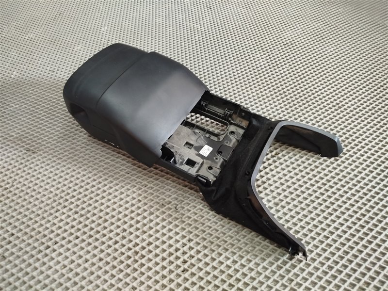 Кожух рулевой колонки, 3660 рублей, Санкт-Петербург