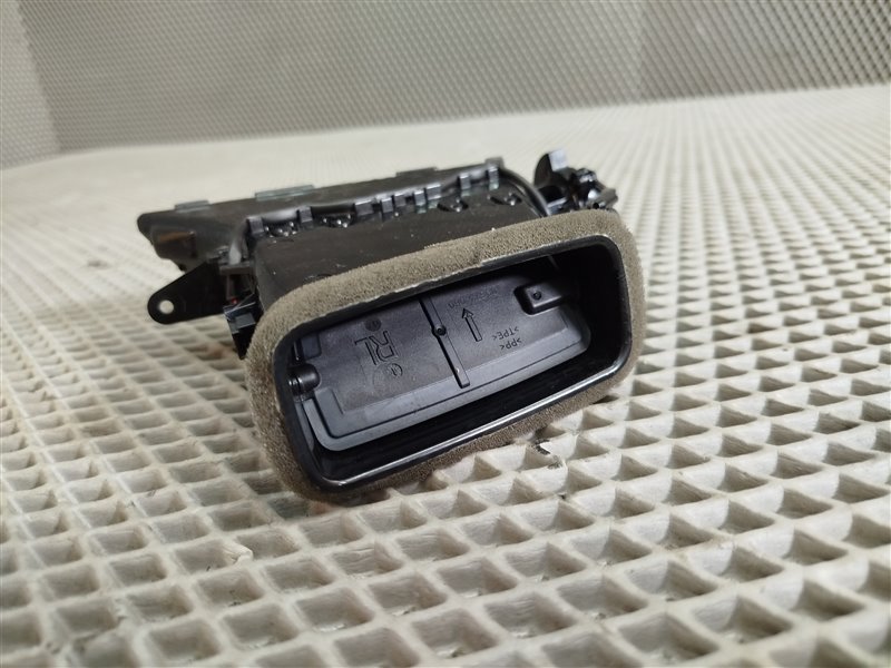 Дефлектор воздушный, 2300 рублей, Санкт-Петербург