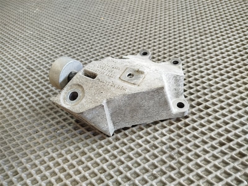 кронштейн двигателя, 2305 рублей, Санкт-Петербург