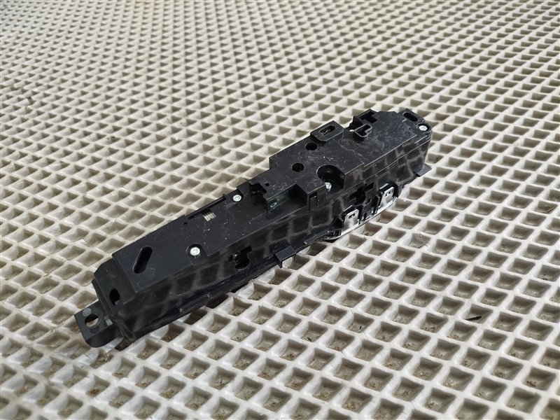 кнопка управления подвеской, 8230 рублей, Санкт-Петербург