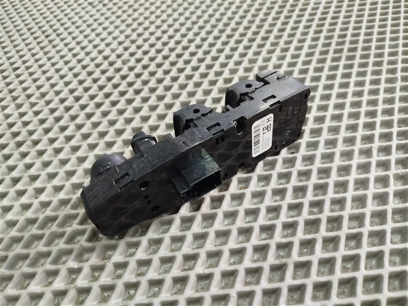 блок кнопок стеклоподъемника, 3680 рублей, Санкт-Петербург