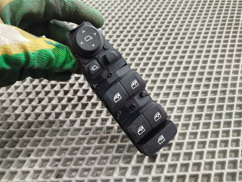 блок кнопок стеклоподъемника, 3680 рублей, Санкт-Петербург