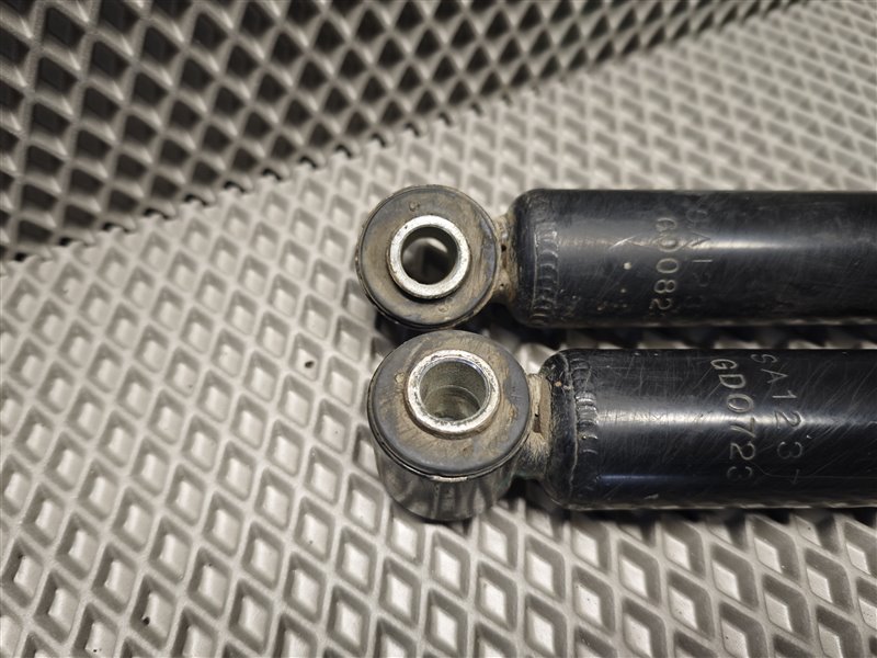 амортизатор, 10895 рублей, Санкт-Петербург