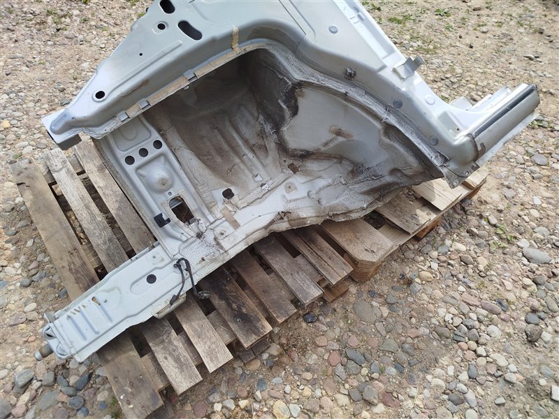 лонжерон, 82365 рублей, Санкт-Петербург