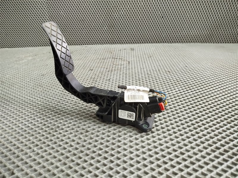 педаль газа, 2310 рублей, Санкт-Петербург