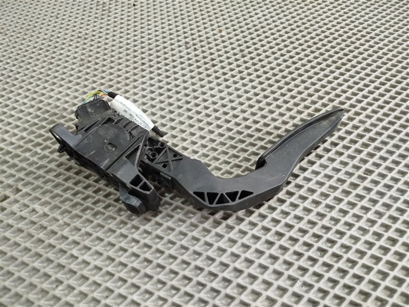 педаль газа, 2310 рублей, Санкт-Петербург