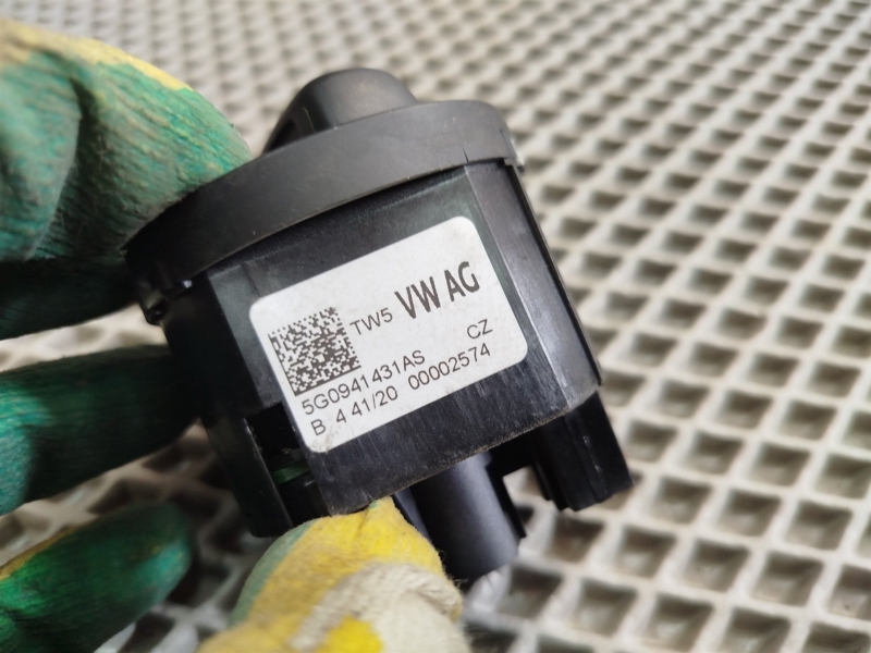 переключатель света, 2590 рублей, Санкт-Петербург