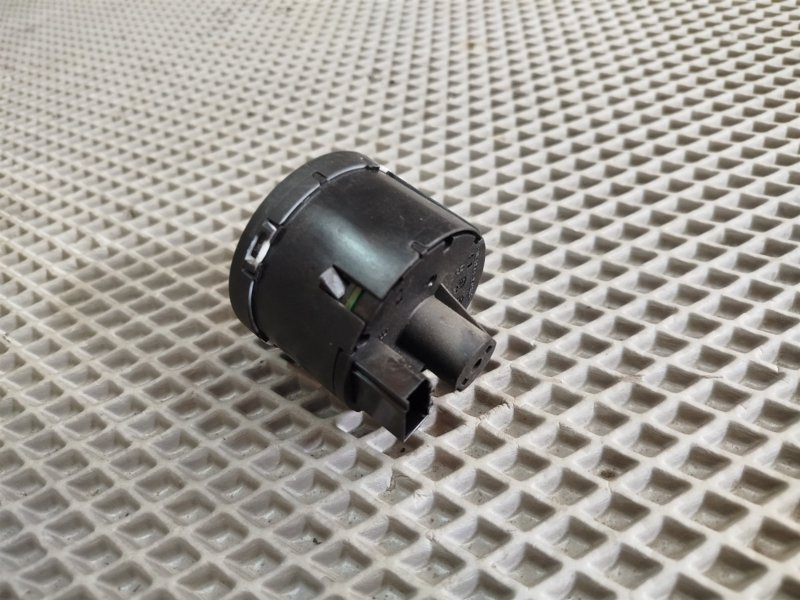 переключатель света, 2590 рублей, Санкт-Петербург