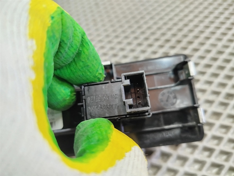 кнопка стеклоподъемника, 2310 рублей, Санкт-Петербург