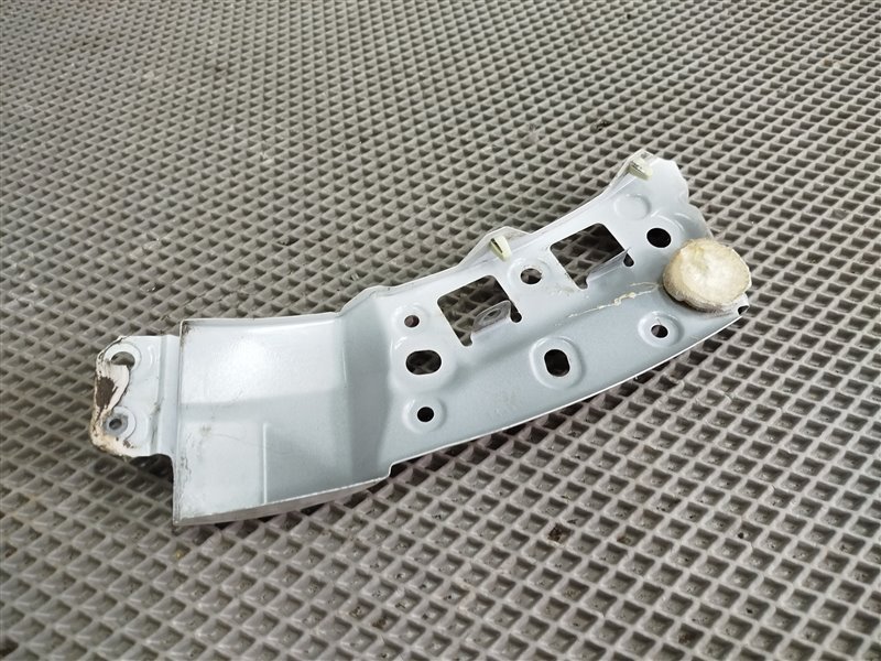 кронштейн крыла, 4605 рублей, Санкт-Петербург