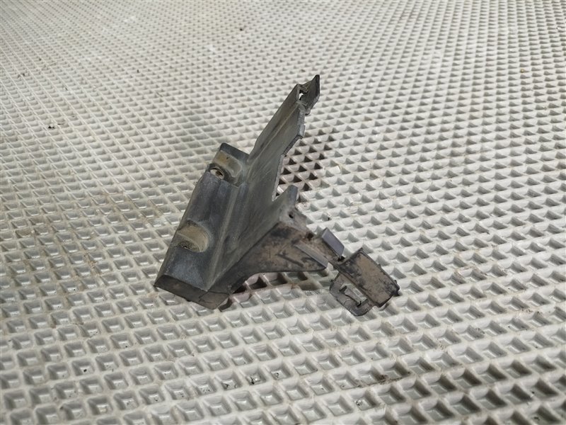 кронштейн бампера, 3120 рублей, Санкт-Петербург