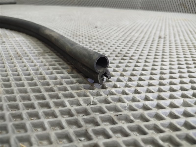 уплотнитель капота, 2310 рублей, Санкт-Петербург