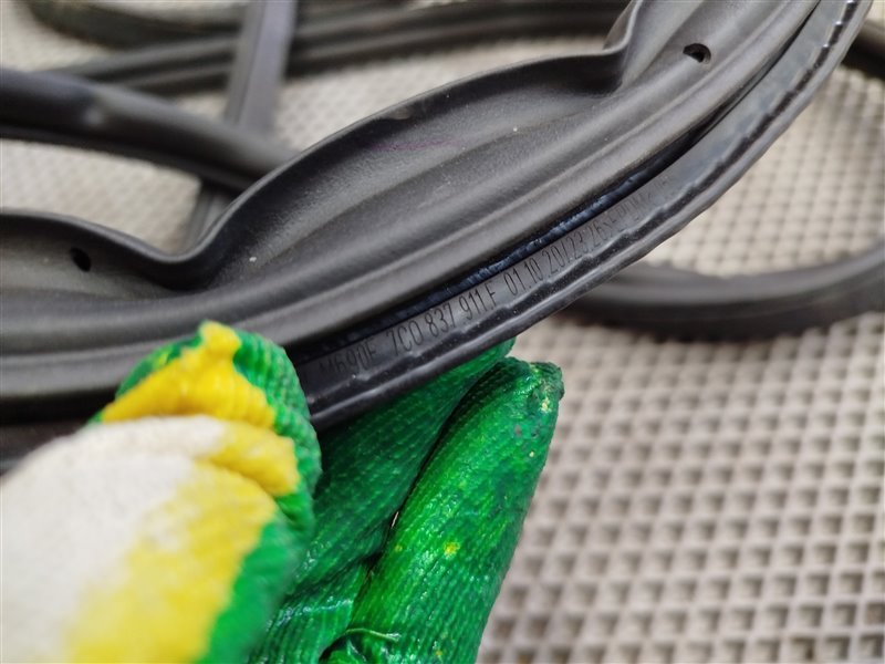 уплотнитель двери, 3195 рублей, Санкт-Петербург