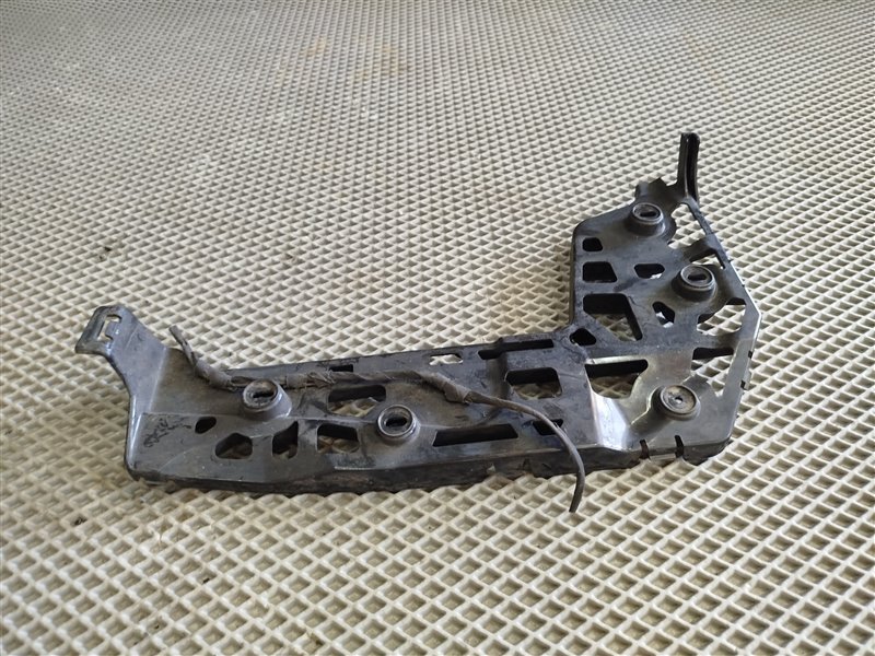 кронштейн бампера, 3215 рублей, Санкт-Петербург