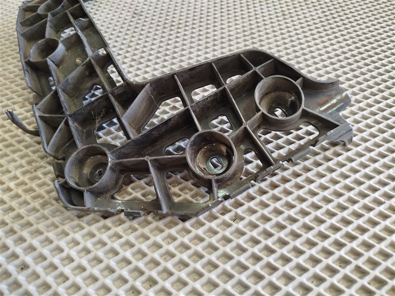 кронштейн бампера, 3215 рублей, Санкт-Петербург